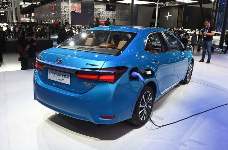 丰田首款插电式混合动力汽车即将上市 比亚迪会