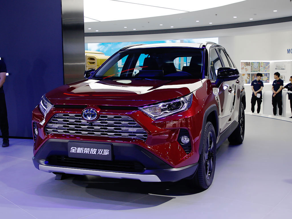 00万起,全新一代丰田rav4荣放开启预售,10月