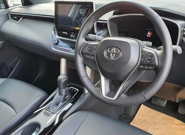 丰田"卡罗拉suv版"实拍!外观酷似rav4,网友:价格合适必火