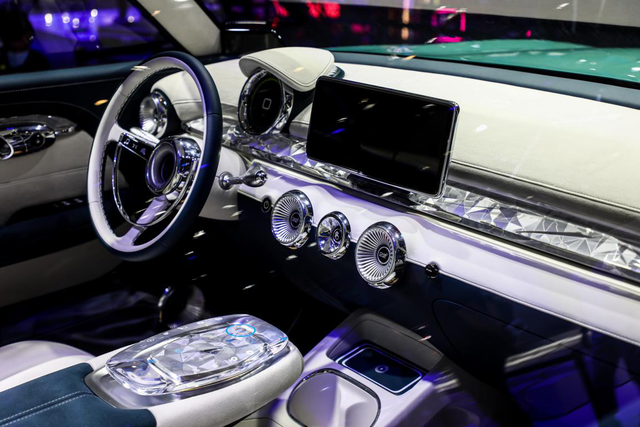 大众报业·海报新闻|全国首个汽车共创平台，长城潮派概念车北京车展大揭秘